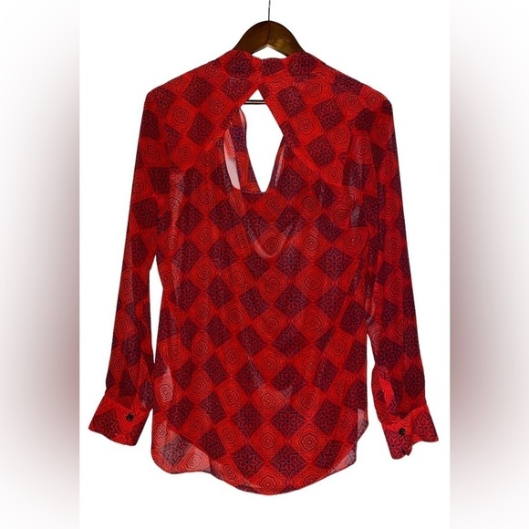 CAbi Sheer Diamond Keyhole‎ Red Women M Blouse Glam Cocktail Party Dinner - Picture 2 of 9